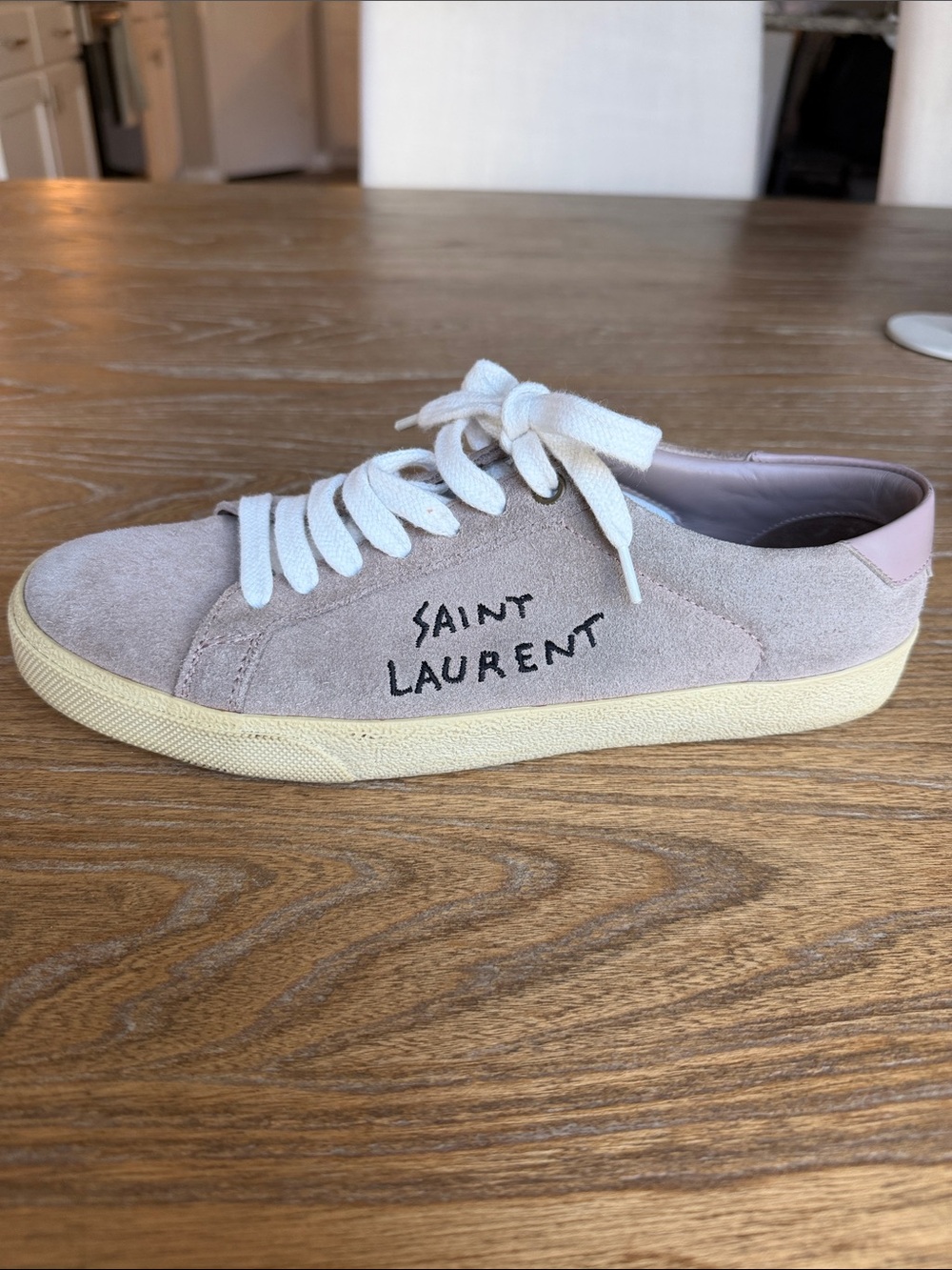 Saint Laurent Court Classic Low Suede ‘Rose Antique’ - Picture 3 of 8